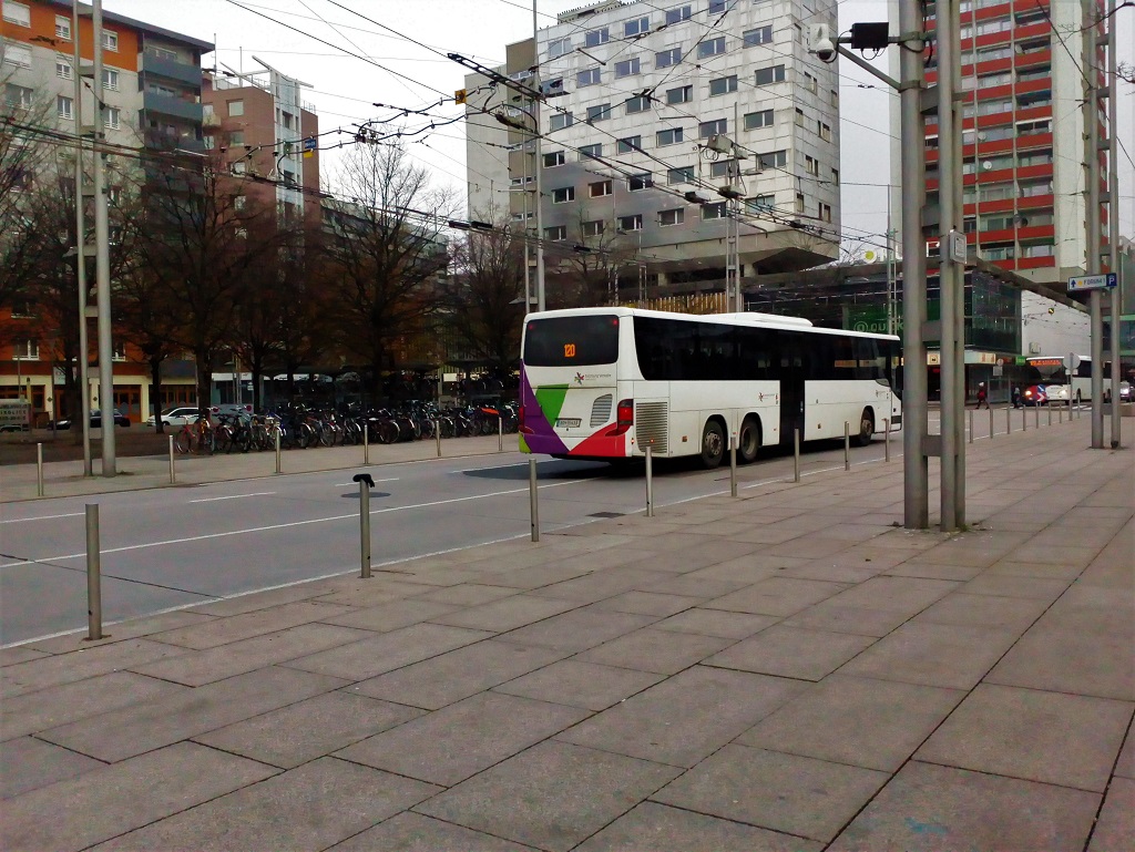 BD 15433 Heckansicht Linie_120 Salzburg-Hbf 22.11.2019