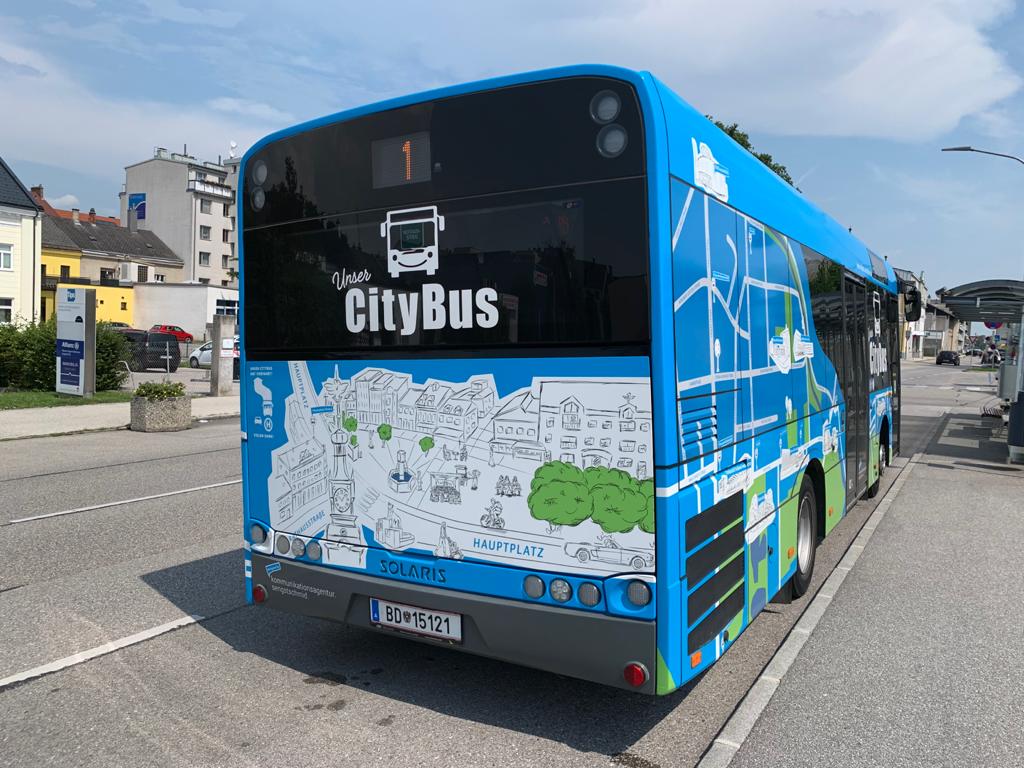 BD 15121 Heckansicht