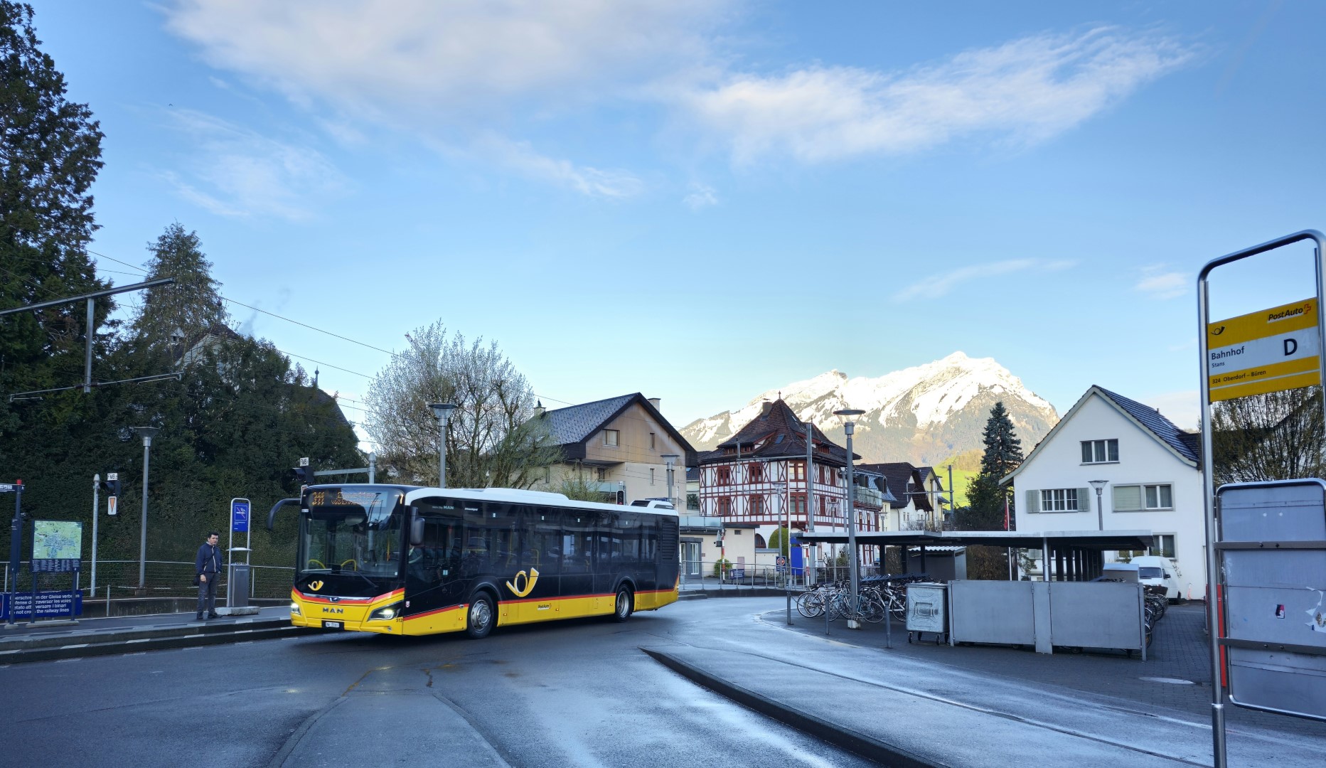 Postauto Stans Busbahnhof, Linie 311