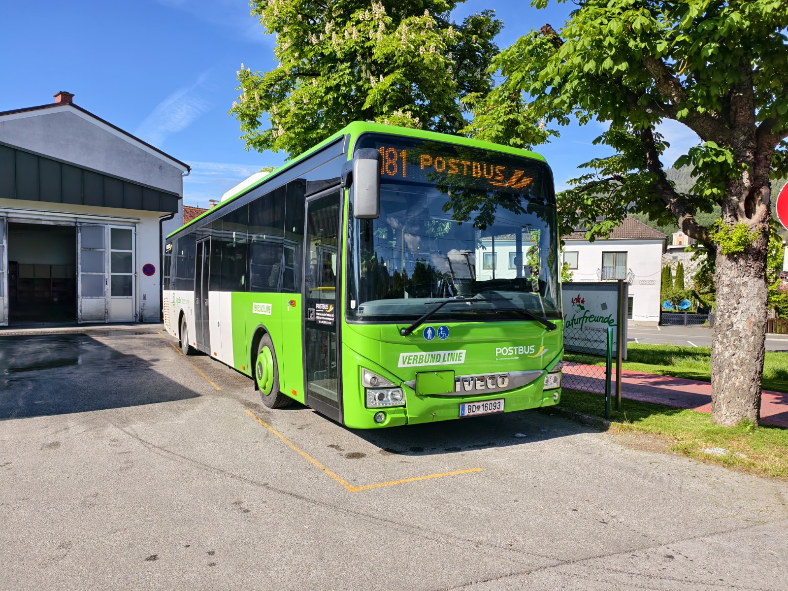 BD 16093