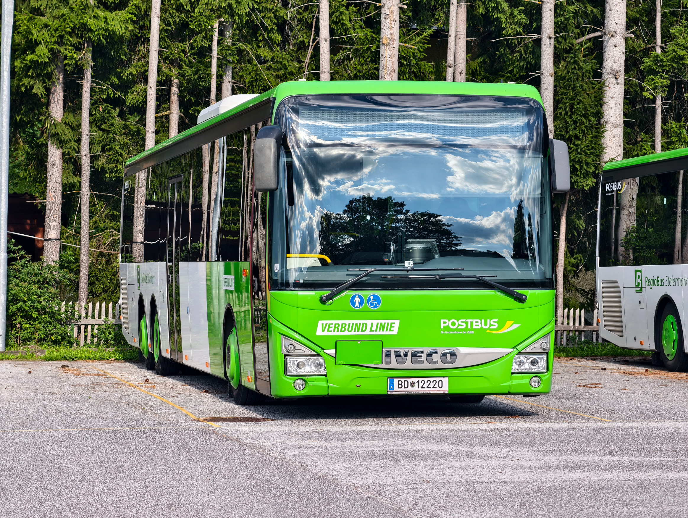 BD 12220